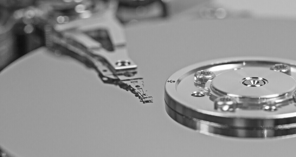 silver harddrive head